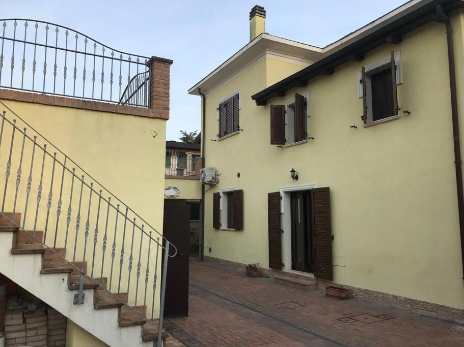 Villa Parisi Luxury Italian Villa ฟาโน ภายนอก รูปภาพ